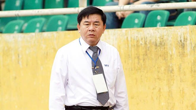 Phát biểu liên quan đến cầu thủ của bầu Đức, Trưởng ban trọng tài VFF vào Top 5 hình ảnh Un-fair