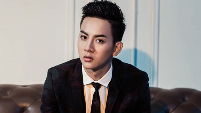 Hoài Lâm tiết lộ từng hát ở đoàn lô tô năm 14 tuổi, học may giày khi mới lên Sài Gòn