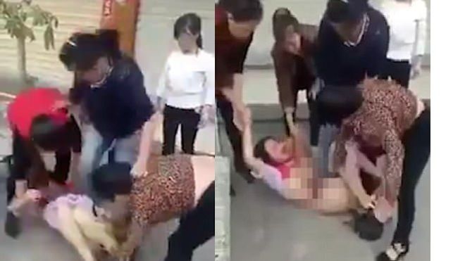 Đánh ghen 'bồ nhí' của chồng giữa đường phố Trung Quốc gây sốc cộng đồng mạng