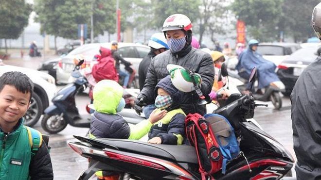 Nhiều trường tại Hà Nội sẽ chủ động cho học sinh nghỉ học nếu trời rét dưới 10 độ C