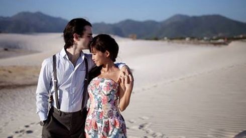 Chàng bác sĩ Mỹ cưới được vợ Việt sau 10 lần kiên trì cầu hôn