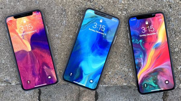 Hỏi xoáy đáp xoay: Đem cân một chiếc iPhone đầy dữ liệu và một chiếc iPhone trống, cái nào nặng hơn?