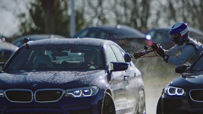 Màn drift dài kỷ lục 374km tưởng chừng chỉ thấy trong Fast & Furious nay đã được BMW M5 thể hiện thành công