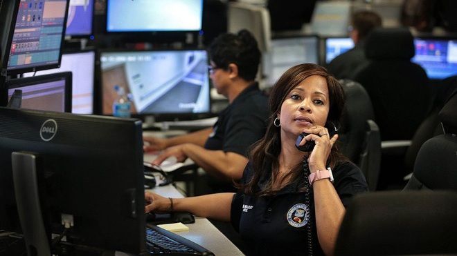 Vì sao Uber có thể biết chính xác vị trí của bạn còn tổng đài khẩn cấp 911 thì không?