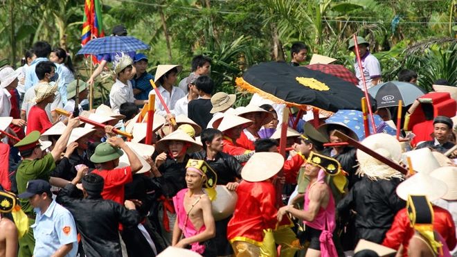 Lễ hội đền Gióng sẽ bỏ rước lễ để tránh cướp lộc