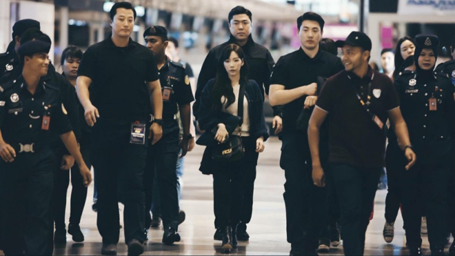 Sau scandal bị xô ngã, netizen phấn khích khi Taeyeon trở lại như… 'con gái chủ tịch'