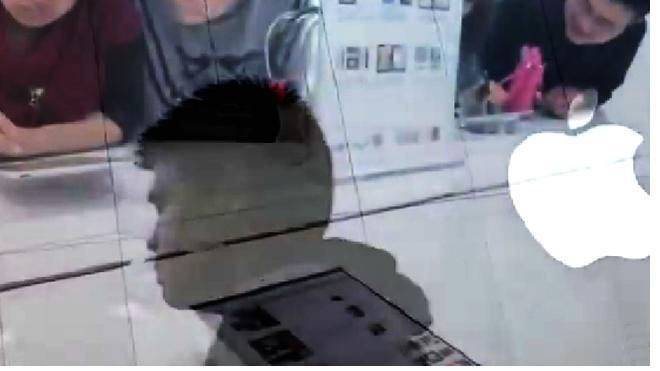 Sự thật tồi tệ ít người biết đằng sau những chiếc iPhone hào nhoáng