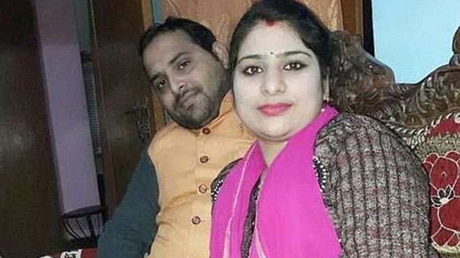 Không được chồng đưa đi shopping, vợ quẫn trí treo cổ tự kết liễu cuộc đời