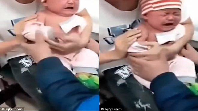 Đang tiêm phòng, em bé 6 tháng tuổi bất ngờ thốt lên 'đau quá'