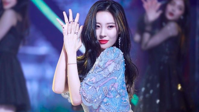 'Cha đẻ' của 'Heroine' khẳng định không đạo nhạc, liệu Sunmi có được giải oan?