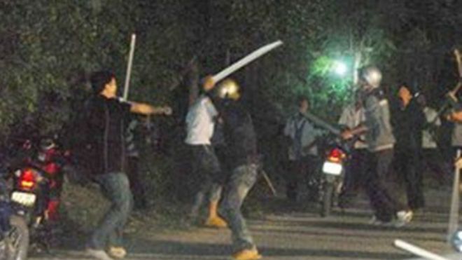 Hai thanh niên bị truy sát lúc rạng sáng, 1 người bị chém đứt lìa tay tử vong tại chỗ