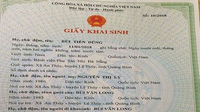 Ông bố trẻ biến trào lưu thành sự thật: Khai sinh cho con trai giống tên thủ môn Bùi Tiến Dũng
