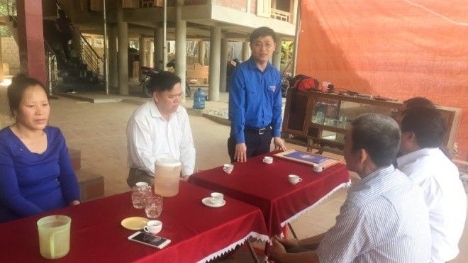 Gia đình thủ môn Bùi Tiến Dũng đón nhận thêm niềm vui mới