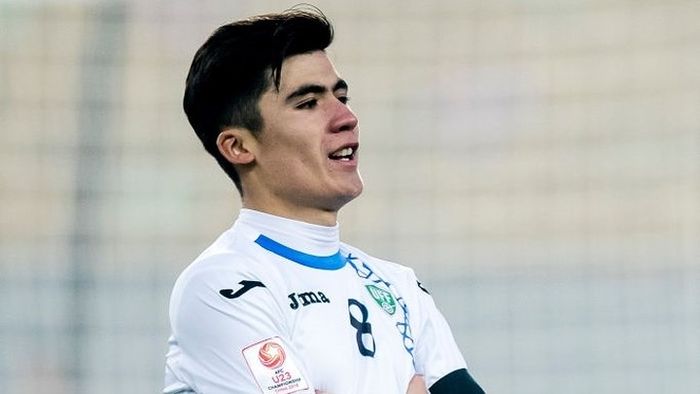 Ơn giời, đã tìm thấy cầu thủ đẹp trai nhất U23 Uzbekistan đây rồi!