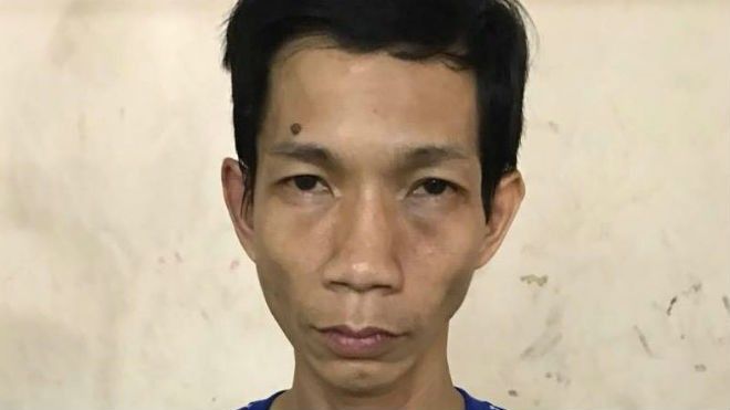 Đang ngồi trước quán ăn ở khu phố Tây, nữ du khách bị cướp điện thoại