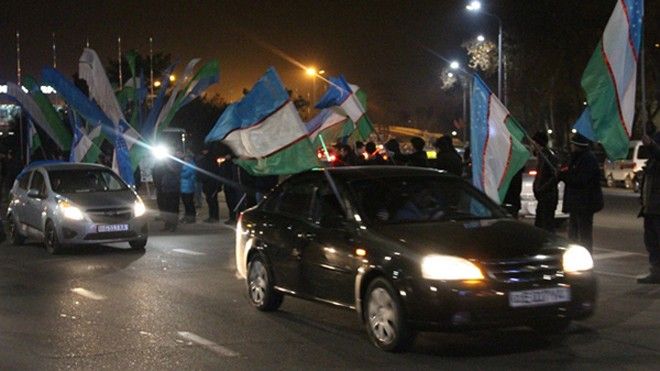 Ơn giời, cuối cùng người dân Uzbekistan cũng đón các nhà vô địch Châu Á đây rồi!