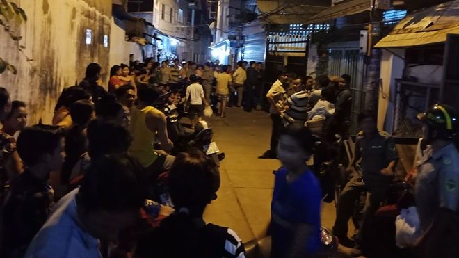 Chồng tá hỏa phát hiện vợ tử vong trong phòng trọ, trên cổ có vết cắt