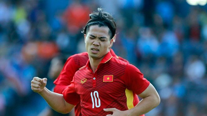 Bác sỹ U23 Việt Nam tiết lộ chuyện Công Phượng xin tiêm thuốc giảm đau đá trận chung kết