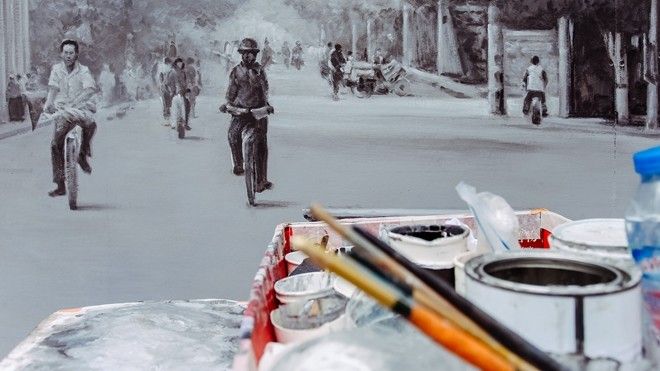 Sau bao ngày chờ đợi, phố bích họa Phùng Hưng đã hoàn thiện và rực rỡ sắc màu