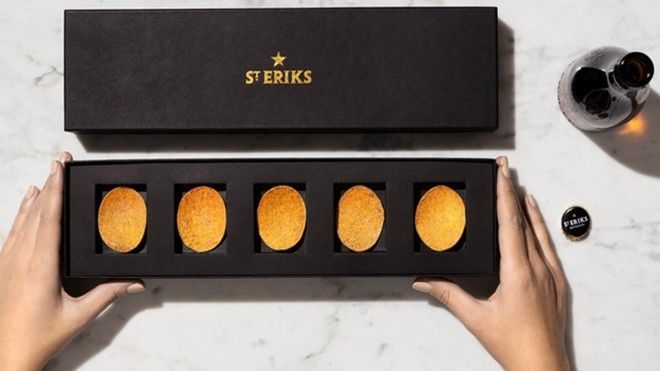 Gần 1,3 triệu cho 1 hộp 5 miếng, đây là món snack khoai tây chiên đắt nhất thế giới