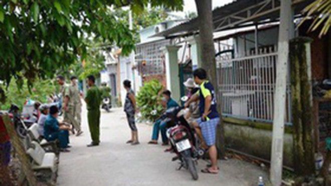 Thi thể người đàn ông phân hủy trong ngôi nhà khóa trái