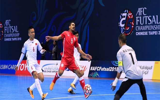 2 phút ghi 2 bàn, tuyển futsal Việt Nam thắng nghẹt thở Bahrain