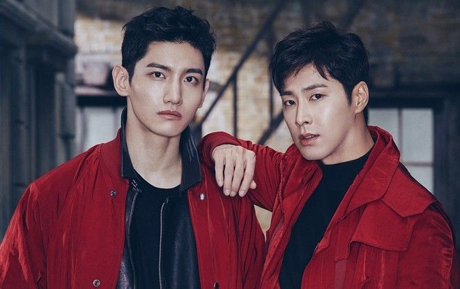TVXQ ký tiếp hợp đồng với SM sau 15 năm, JYJ liền bị ‘gọi hồn’ là kẻ phản bội