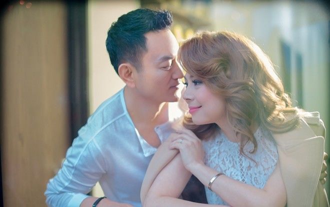 Ngụ ý không còn ‘lận đận tình duyên’, Thanh Thảo cùng bạn đời lãng mạn trong album mới