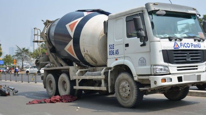 Người đàn ông 60 tuổi tử vong thương tâm dưới bánh xe bồn