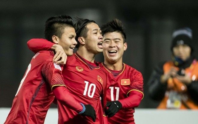 Cựu HLV ĐTVN Edson Tavares: 'Bóng đá Việt Nam còn lâu mới bắt kịp Hàn Quốc, Nhật Bản'