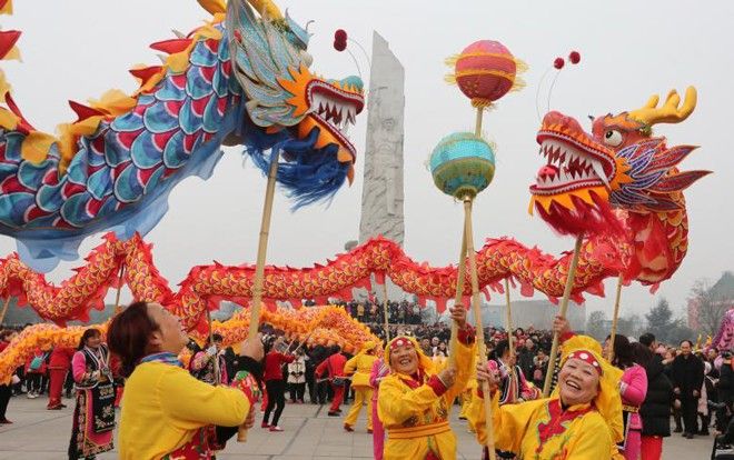 Rộn ràng những màn múa lân - sư - rồng ngày Tết khắp nơi trên thế giới