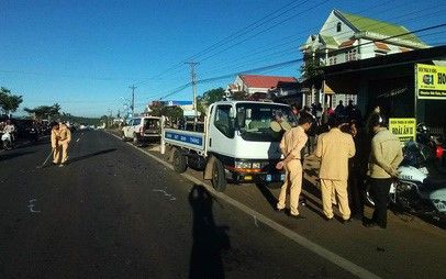 Tông trực diện xe khách, phượt thủ tử vong ngày mùng 4 Tết