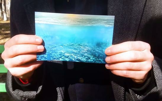 Người tự nhận quay về từ năm 5.000 nói chuyện tương lai: Nhân loại sẽ phải sống dưới nước