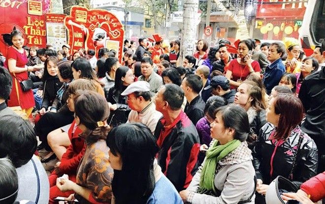 Đón vía Thần tài: Giá vàng tăng vọt, đắt thêm triệu đồng/lượng