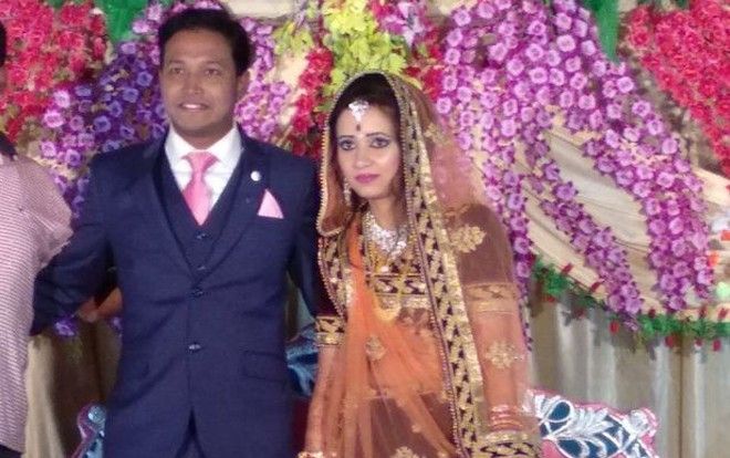 Háo hức mở quà cưới, cô dâu và chú rể chẳng ngờ tai họa ập đến