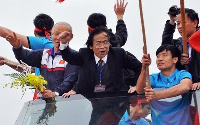 Không phải bầu Đức, ông Nguyễn Lân Trung chọn 'người đặc biệt' làm tân Chủ tịch VFF