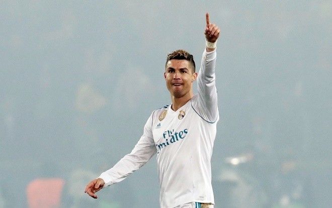 Ronaldo giúp Real Madrid loại PSG: Ông vua của những trận cầu 'sinh tử'