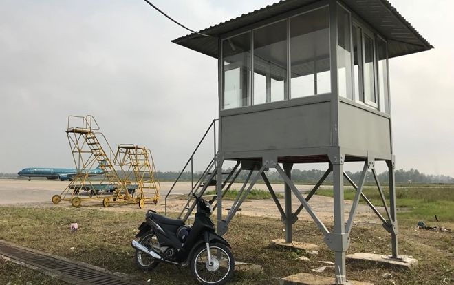 Nam thanh niên đột nhập máy bay có dấu hiệu sử dụng ma túy