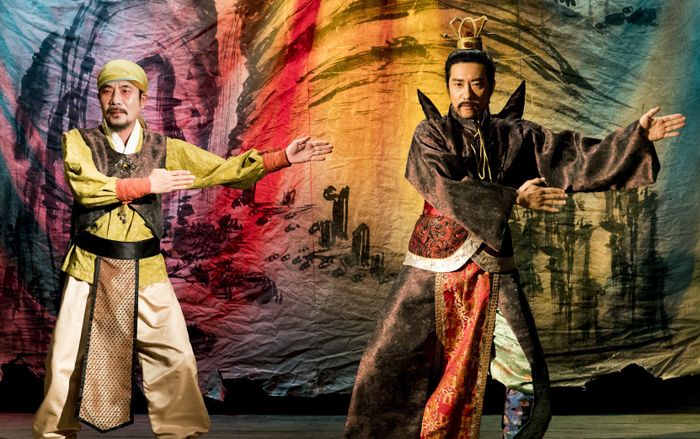 Sự trở lại của 'Thám tử K': Quỷ dị, huyền ảo, kịch tính trái ngược với chất trào phúng 2 phần trước