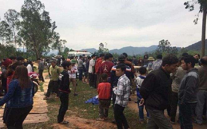 Va chạm với xe tải, mẹ chồng tử vong, con dâu bị thương nặng