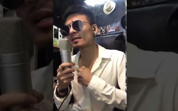 Hoa Vinh, cái tên hot nhất MXH những ngày qua, kiếm được bao nhiêu tiền từ những clip hát hò?