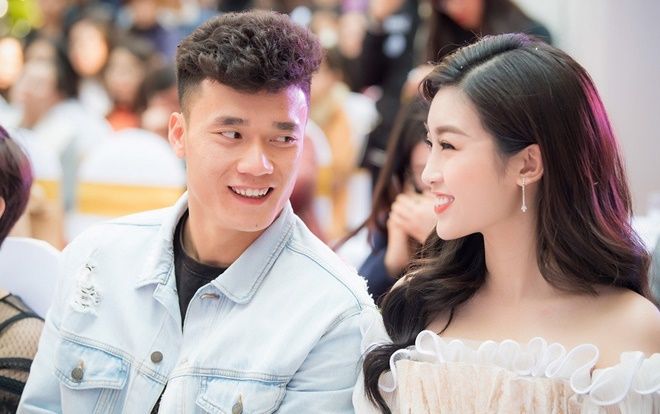 Bùi Tiến Dũng nhận cát-xê khủng cỡ nào để sánh bước cùng Đỗ Mỹ Linh?