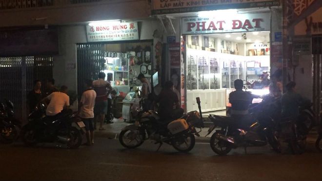 Người đàn ông nghi 'ngáo đá' xông vào nhà dân đâm gục chủ nhà rồi tự sát