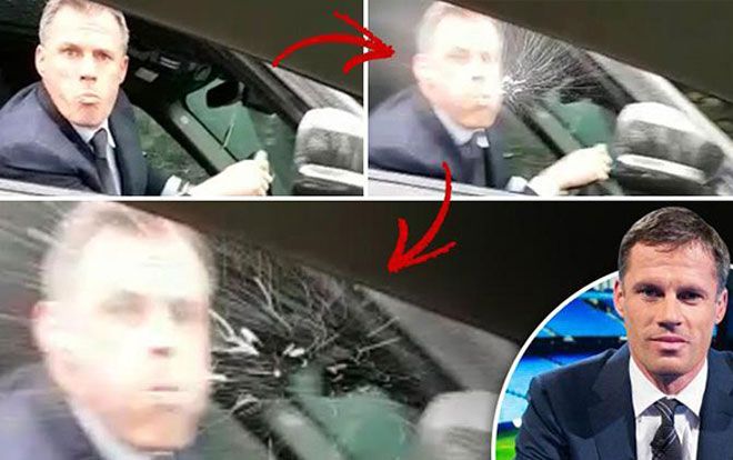 Huyền thoại của Liverpool 'hết đất sống' vì phun nước bọt vào fan nhí Man United