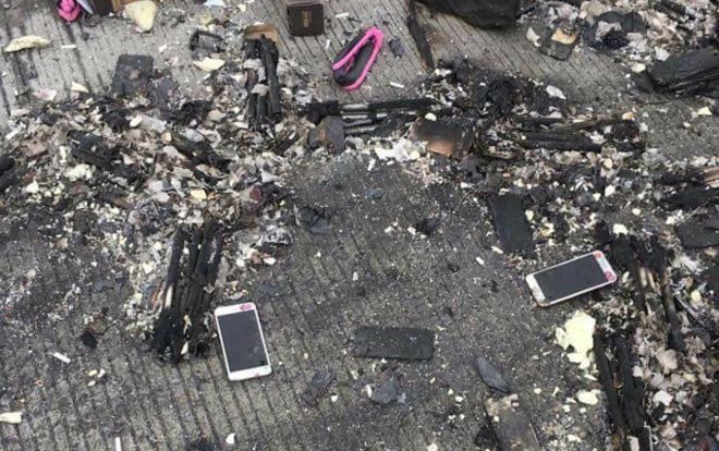 Xe tải bốc cháy trên đường cao tốc, hàng nghìn chiếc iPhone X và linh kiện rơi tung tóe xuống đường