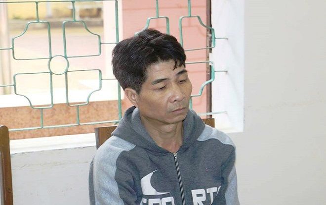 Khởi tố đối tượng 52 tuổi dâm ô bé gái khi đi hát karaoke