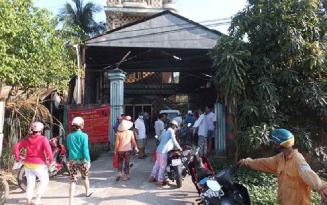 Đôi nam nữ tử vong trên vũng máu trong nhà nghỉ