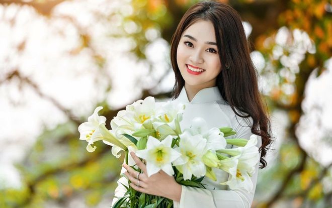 Ngẩn ngơ ngắm nữ sinh mang vẻ đẹp trong sáng tựa thần tiên tỷ tỷ của trường THPT Nguyễn Bỉnh Khiêm