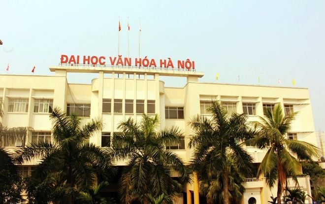 Về trường cũ của Hoàng Yến Chibi, check-in ngay những bối cảnh đẹp không kém ngôi trường trong 'Tháng năm rực rỡ'