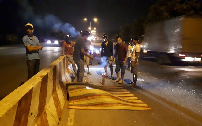 Người dân tá hỏa phát hiện nam thanh niên tử vong với vết chém lớn ở cổ